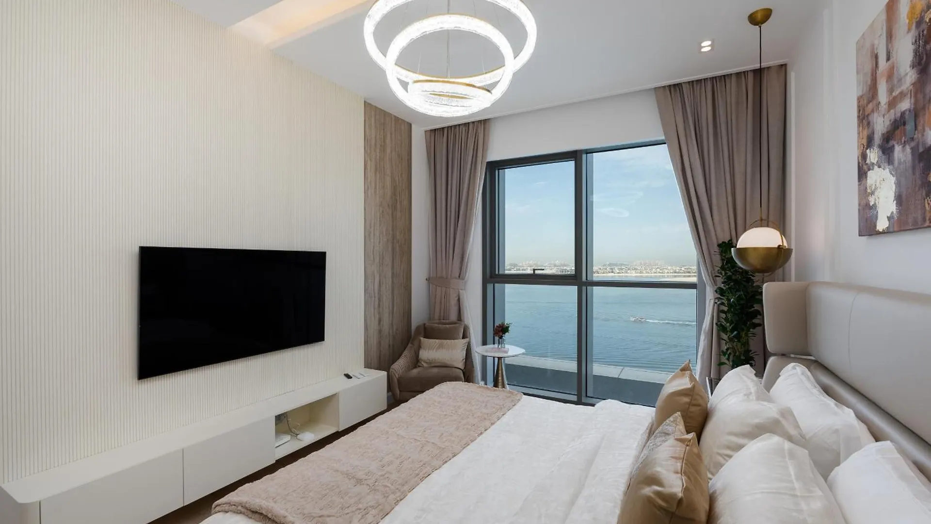 Beach Isle 2, Emaar Beachfront - Mint Stay Dubai