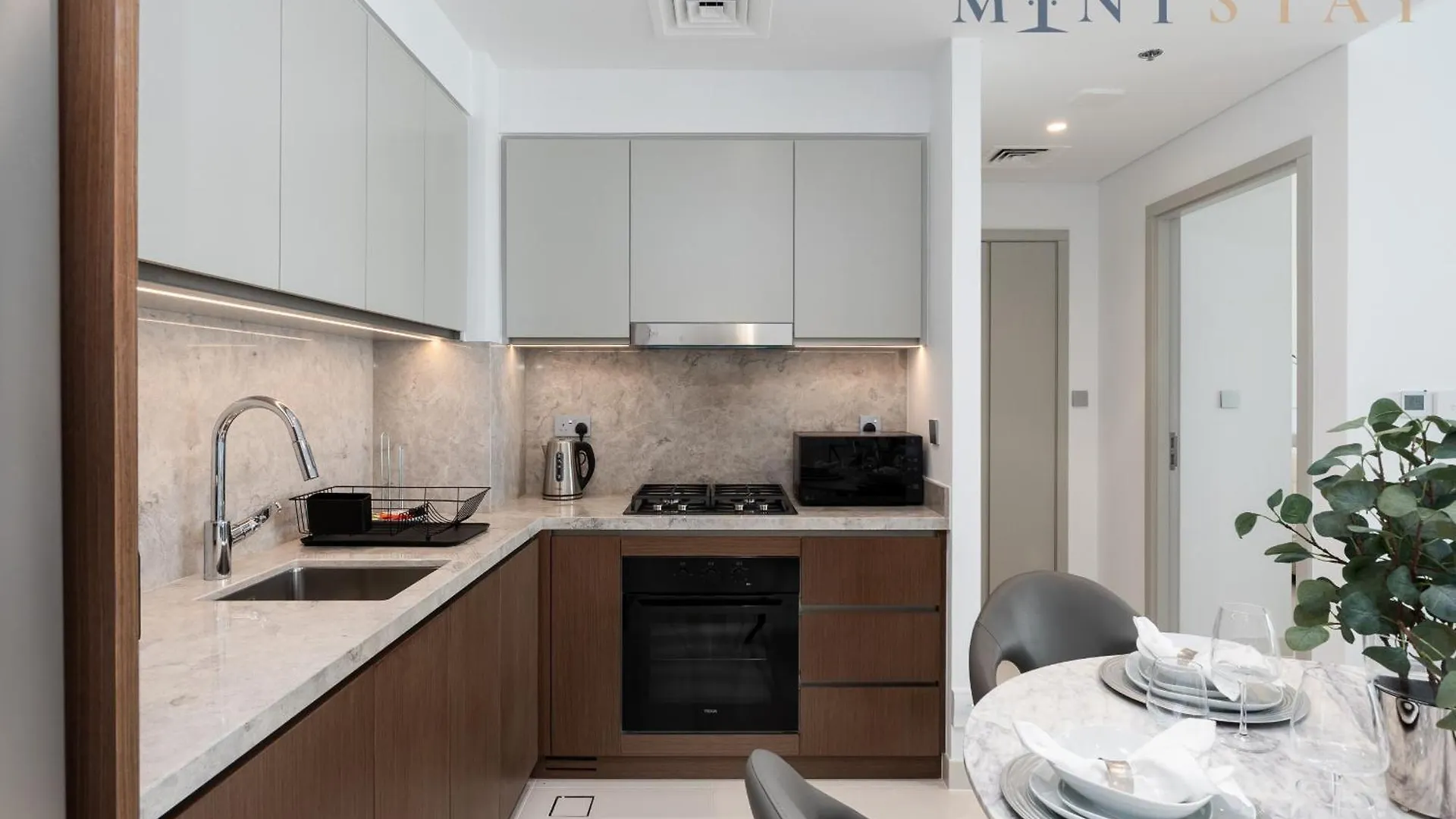 Apartment Beach Isle 2, Emaar Beachfront - Mint Stay Dubai United Arab Emirates