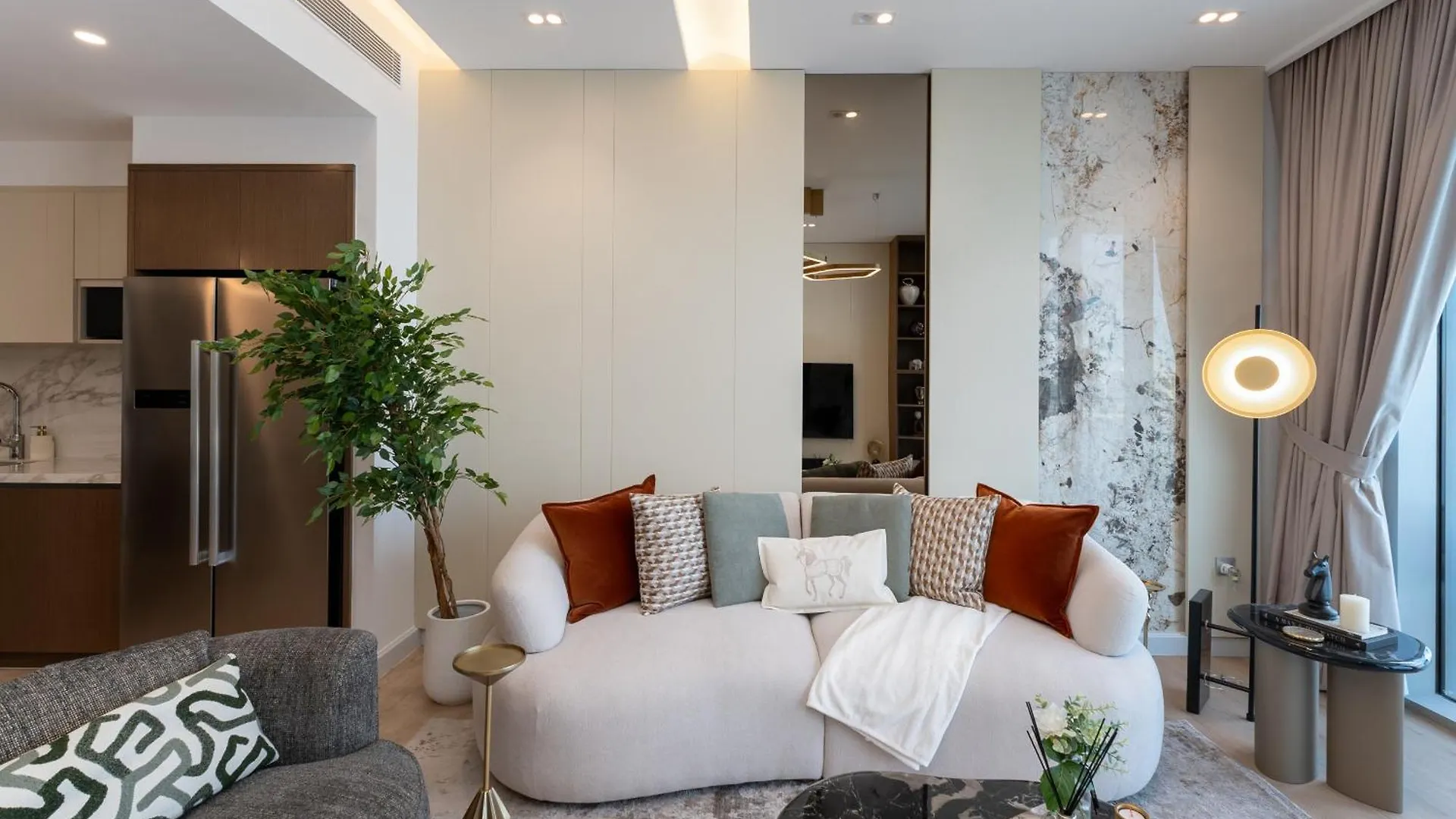 Beach Isle 2, Emaar Beachfront - Mint Stay Dubai